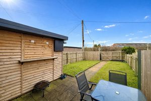 Photo 16- click for photo gallery